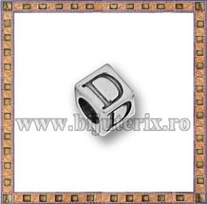 Margica argintie 5.5mm Litera D