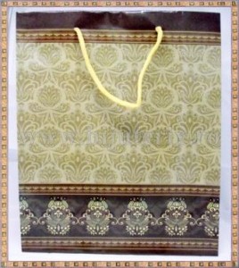 Punga cadou - hartie 31x26x10cm - PCH53
