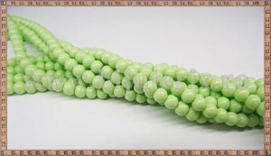 Margele - sticla acrilica 4mm - verde deschis (50buc)
