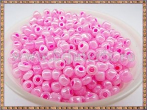 Margele nisip 4mm - roz perlat cu interior fucsia(100gr)