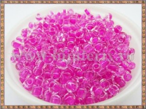 Margele nisip 4mm - transparente cu interior fucsia (100gr)