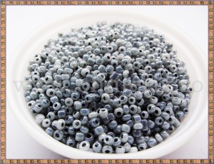 Margele nisip 2mm - gri perlat cu interior negru(100gr)