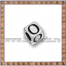 Margica argintie 5.5mm Litera O