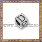 Margica argintie 5.5mm Litera D